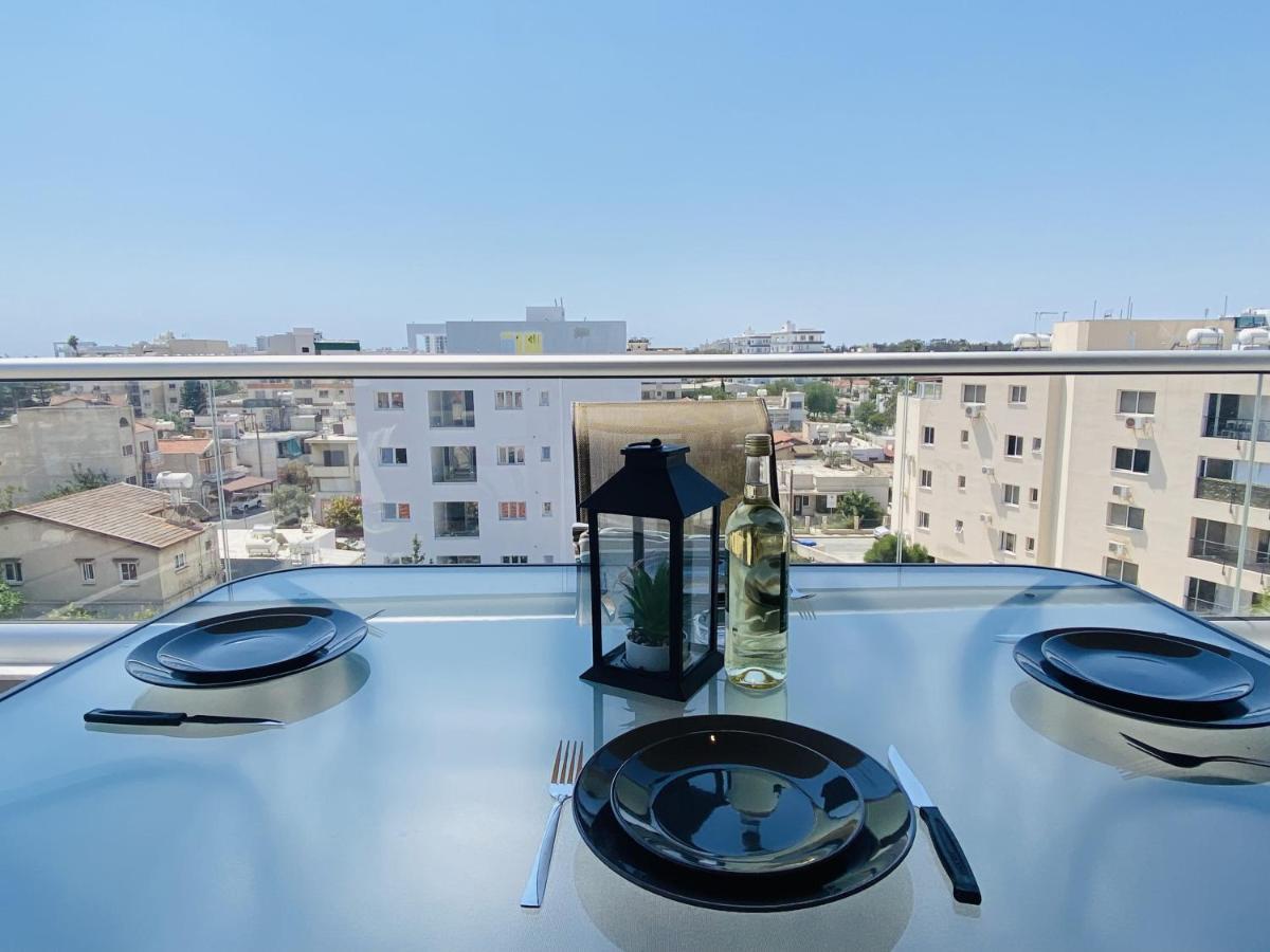 Silver Line 1-Bedroom Apartment In Larnaca Exterior foto